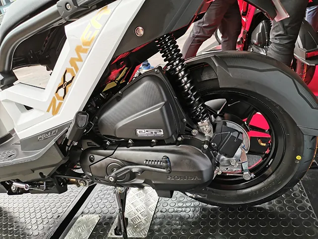 Honda Zoomer X photo 8