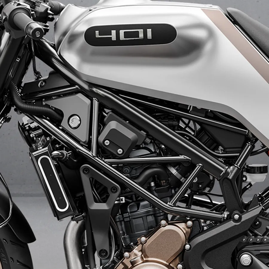 Husqvarna Naked photo 8