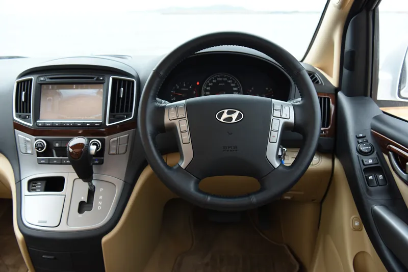 Hyundai H1 photo 9