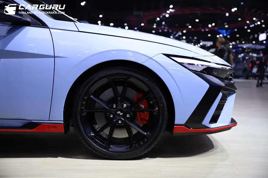 Hyundai N Elantra N photo 5