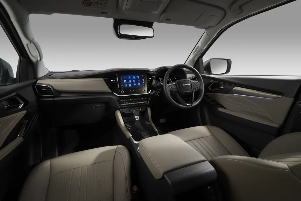Isuzu Mu X photo 5