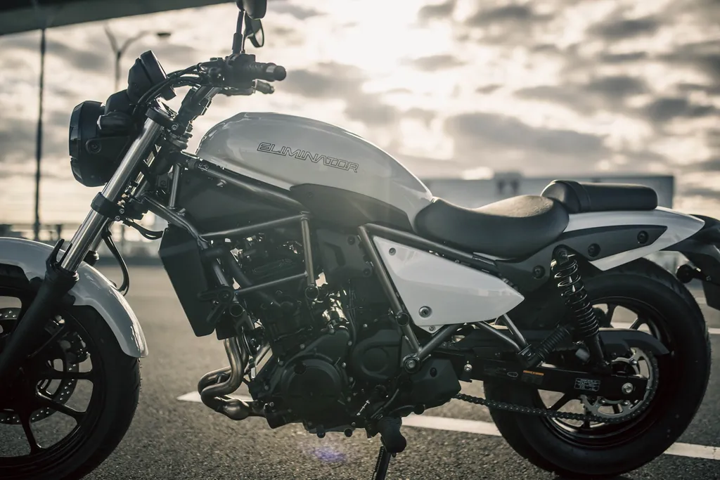 Kawasaki Eliminator photo 7