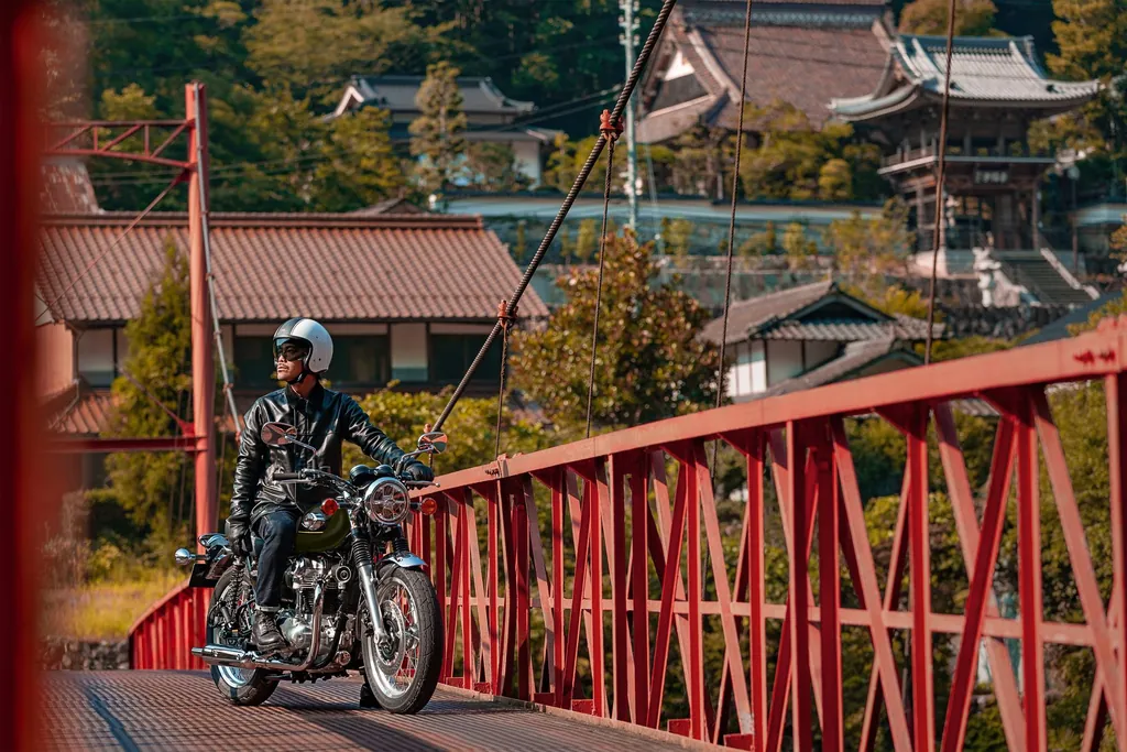 Kawasaki W photo 6
