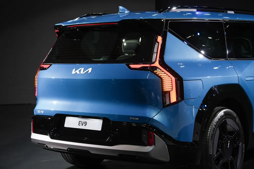 Kia EV9 photo 6