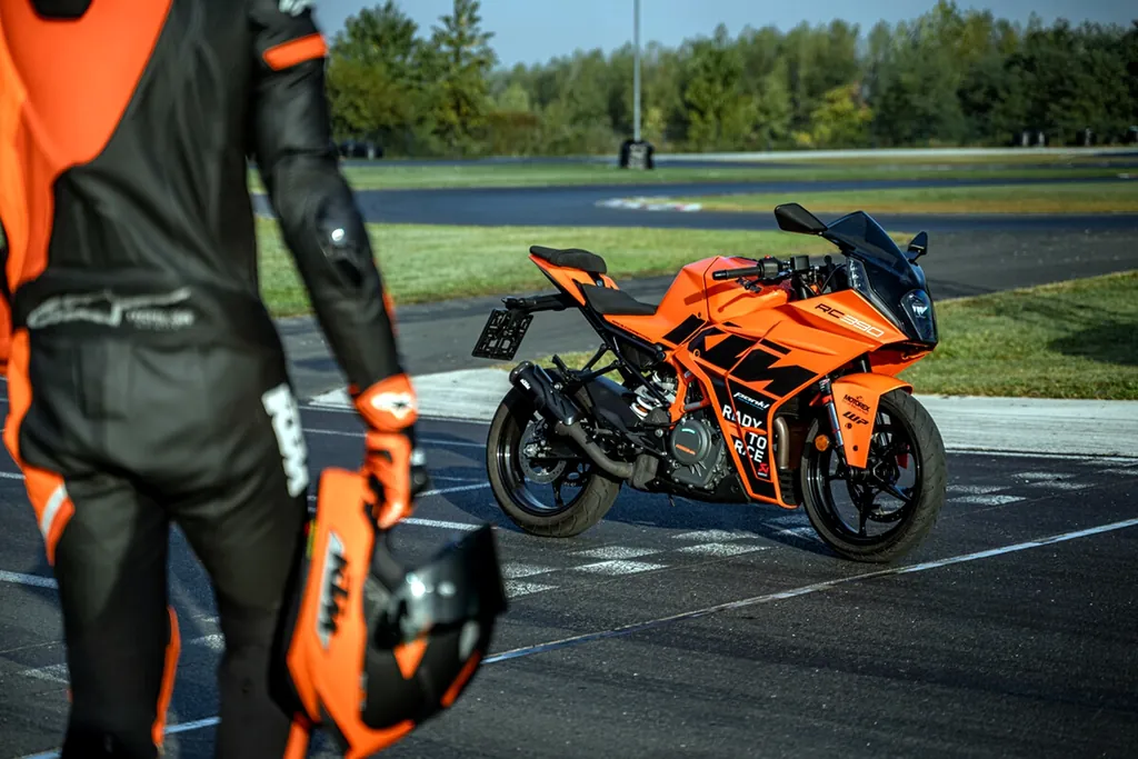 Ktm Rc photo 4