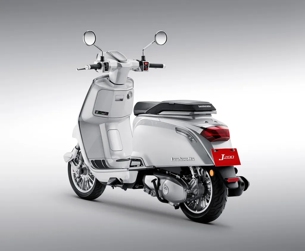 Lambretta J photo 2