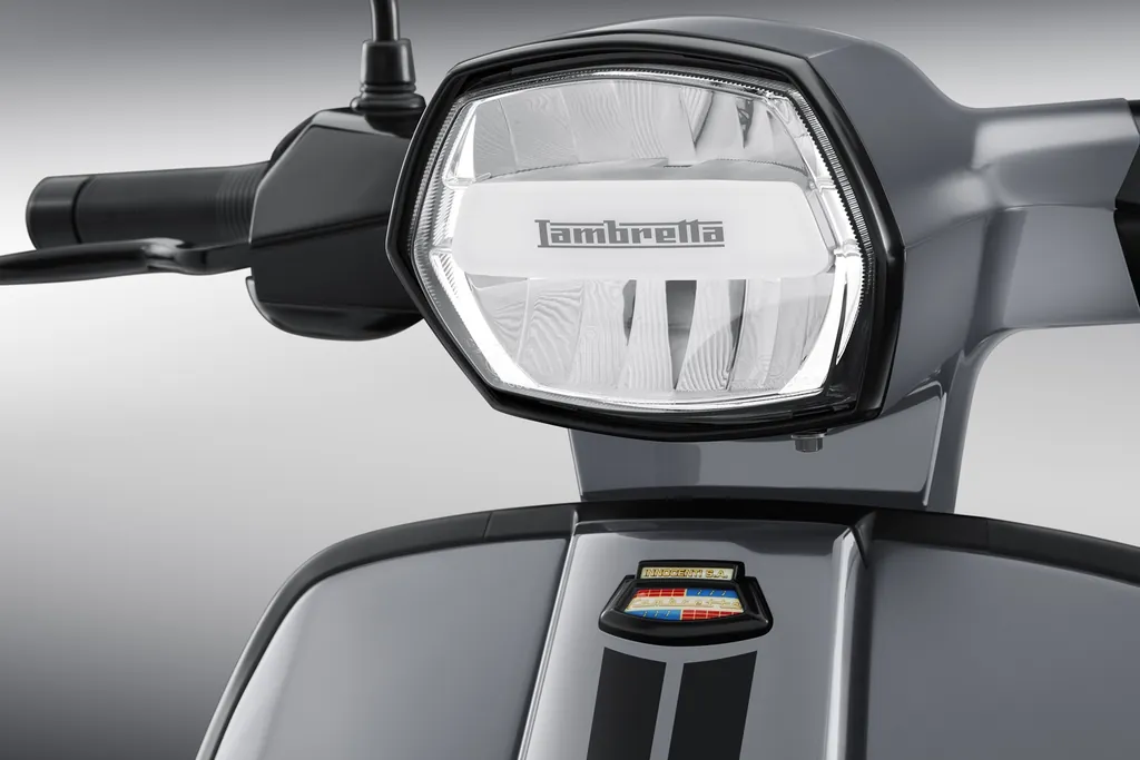 Lambretta V photo 3