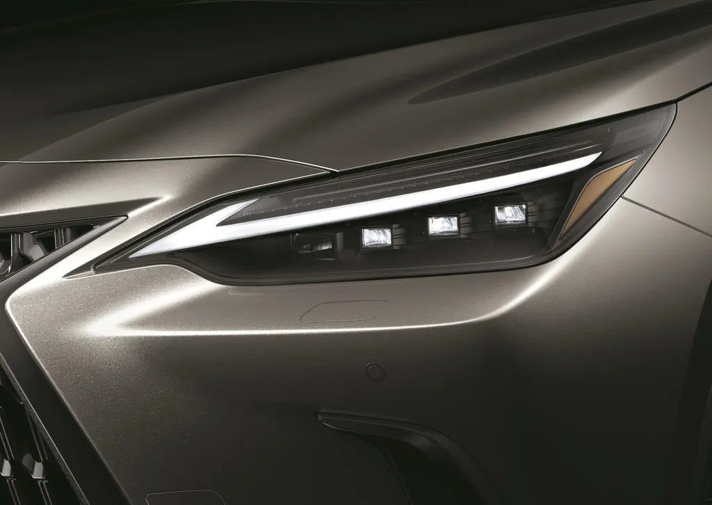 Lexus Nx photo 4