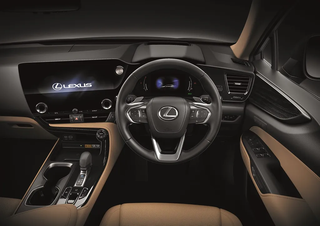 Lexus Nx photo 5