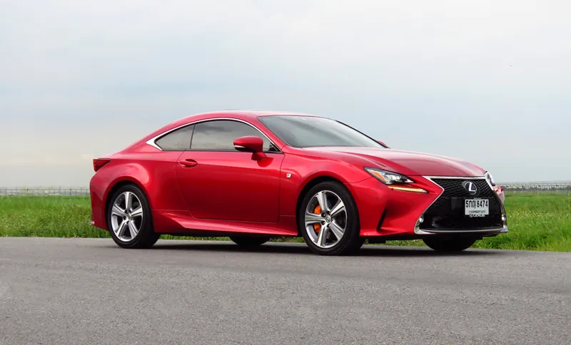 Lexus RC200T photo 3