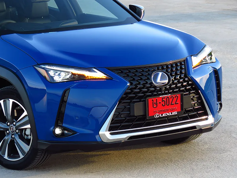 Lexus Ux photo 4