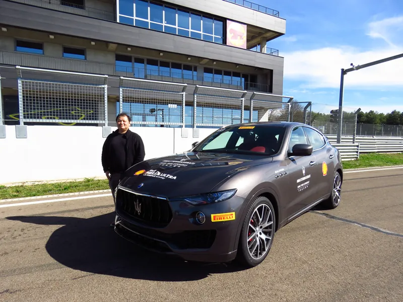 Maserati photo 2