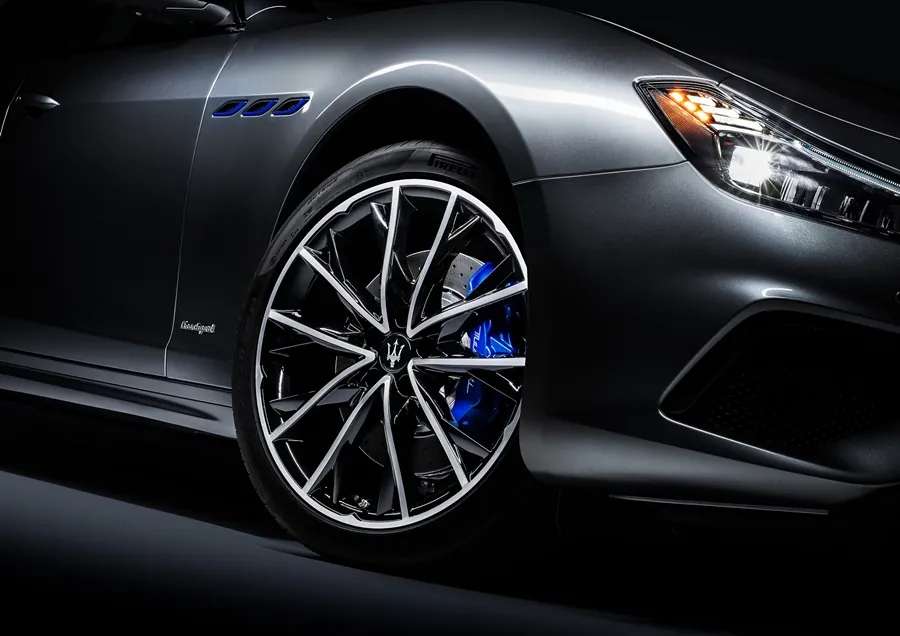 Maserati Ghibli photo 2