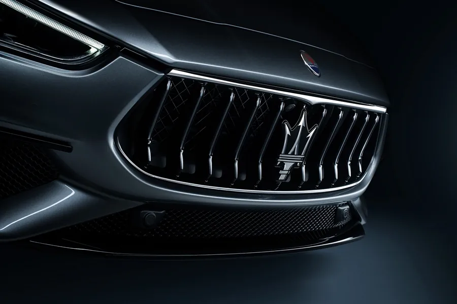 Maserati Ghibli photo 7