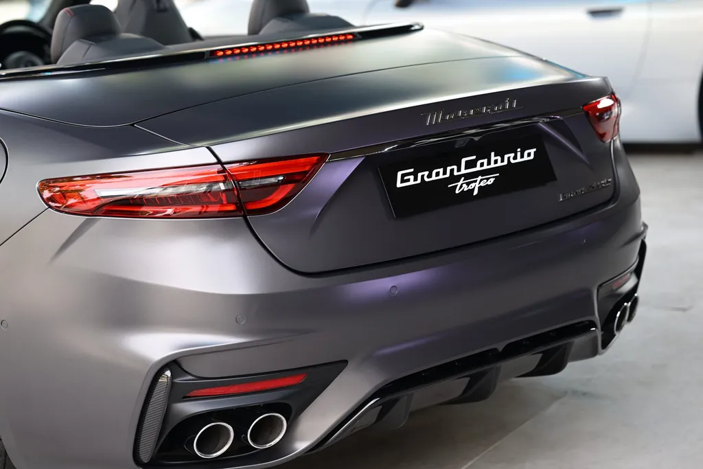 Maserati Grancabrio photo 4