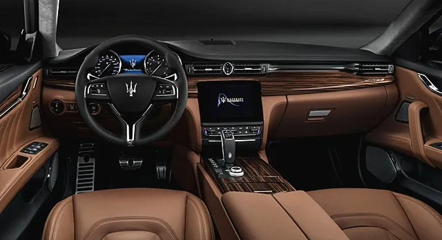 Maserati Quattroporte photo 4