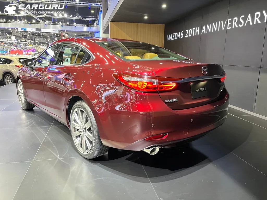 Mazda 6 photo 3
