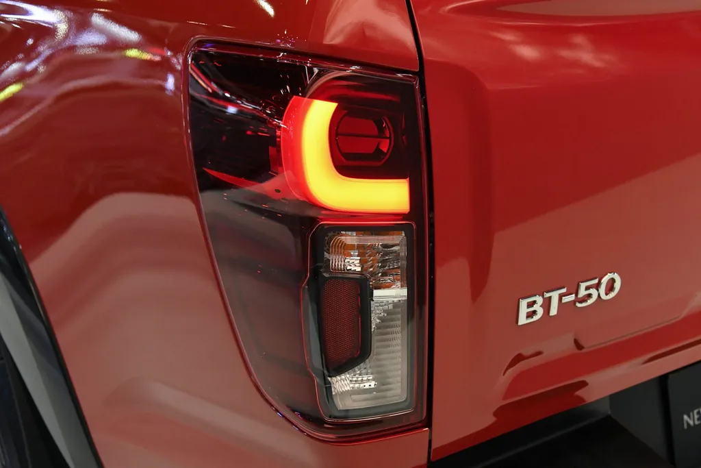 Mazda Bt 50 photo 3