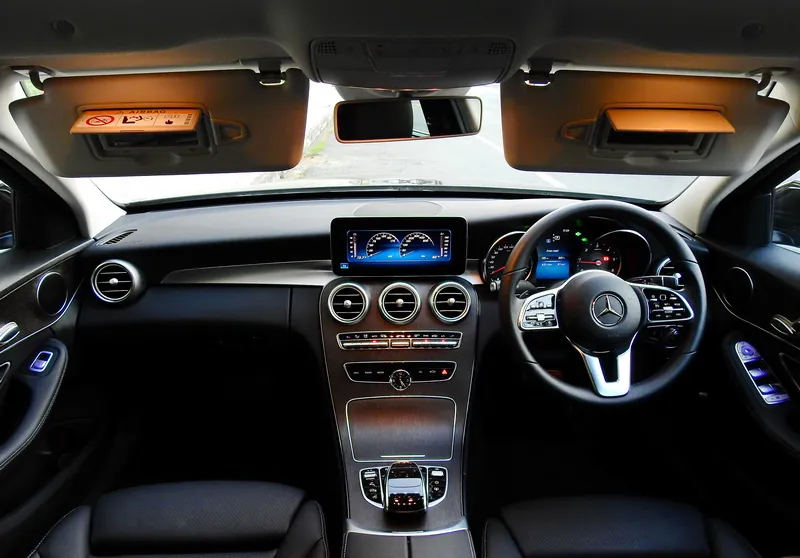 Mercedes-Benz C Class photo 9
