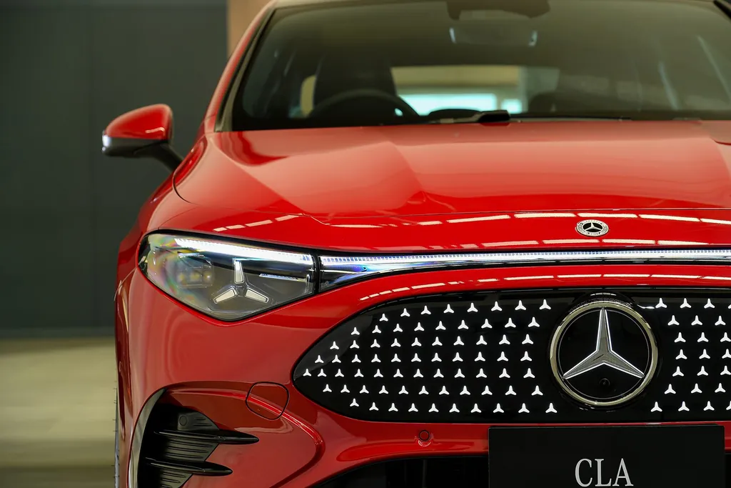 Mercedes-Benz Cla Class photo 2