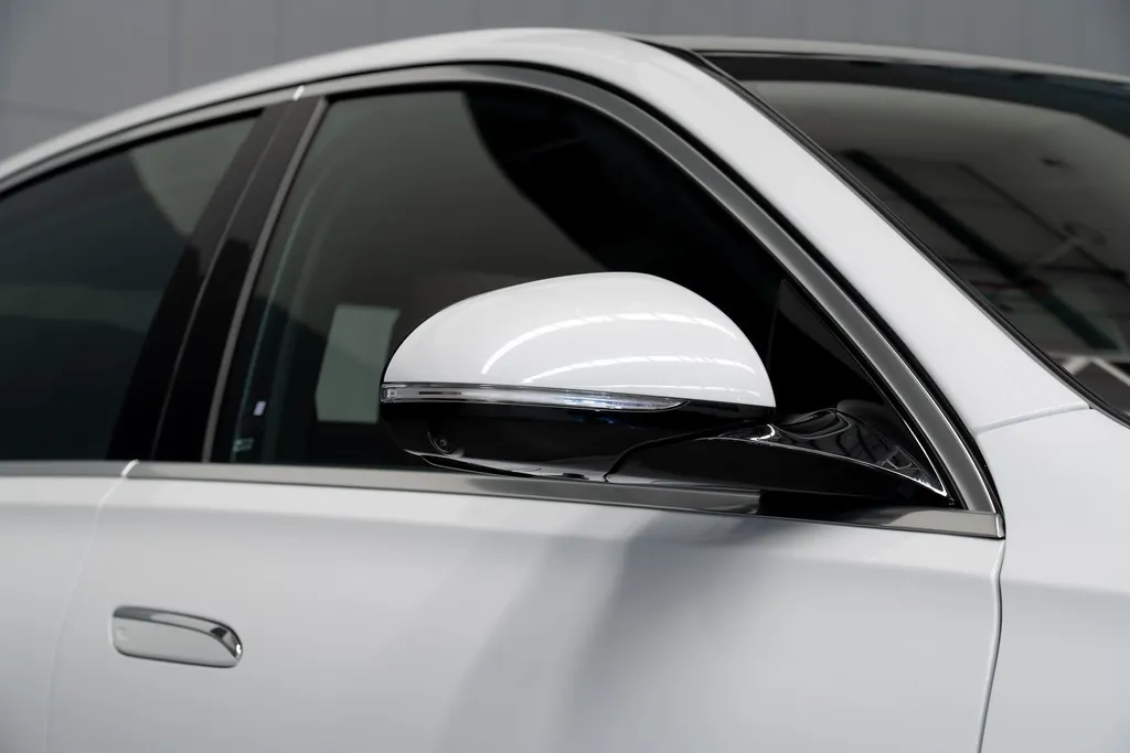 Mercedes-Benz S Class photo 3