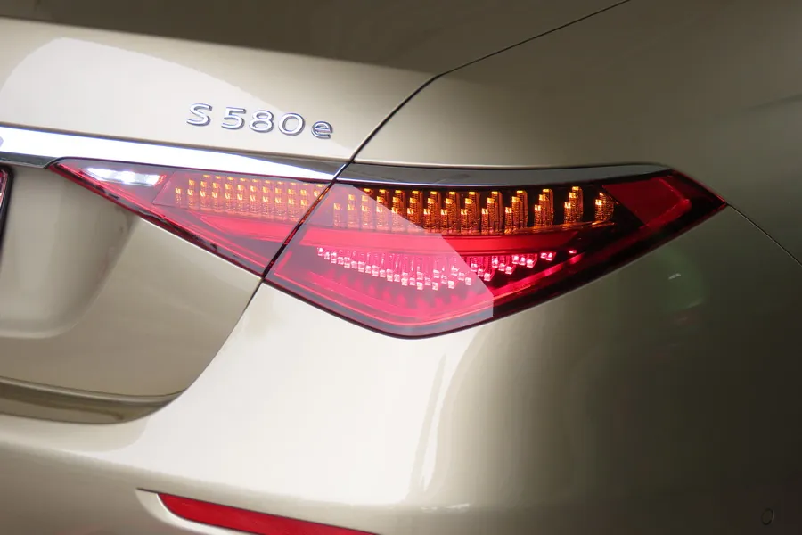 Mercedes Maybach S580E Premium photo 10