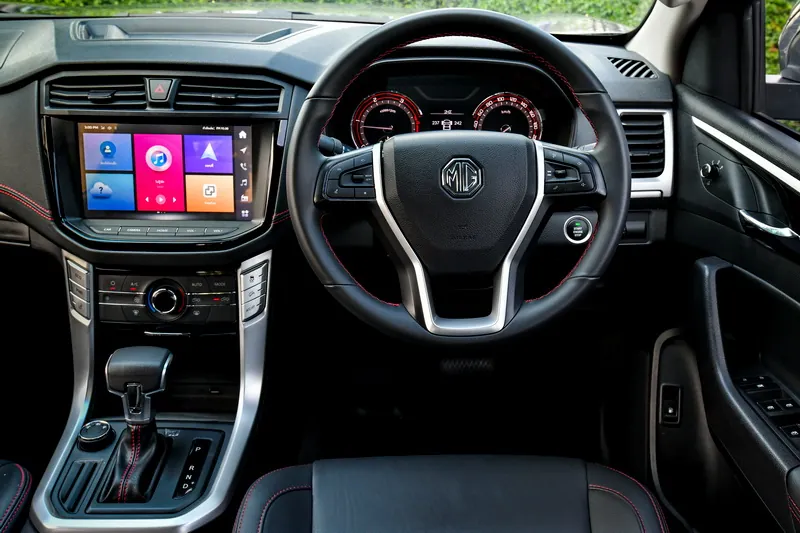 MG Extender photo 11