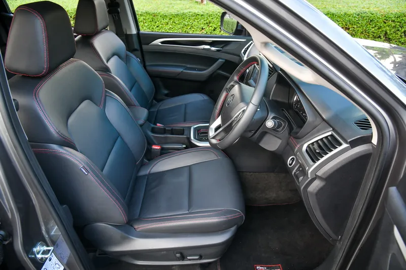 MG Extender photo 7