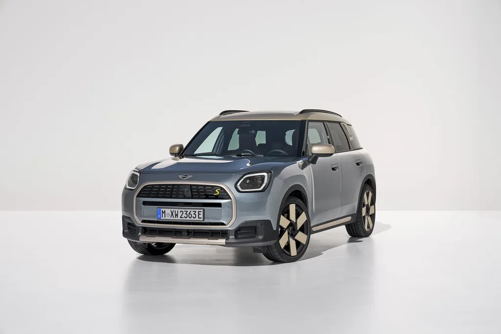 Mini Countryman photo 3