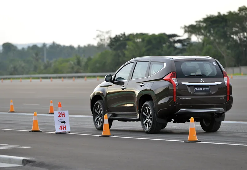 Mitsubishi Pajero Sport photo 10