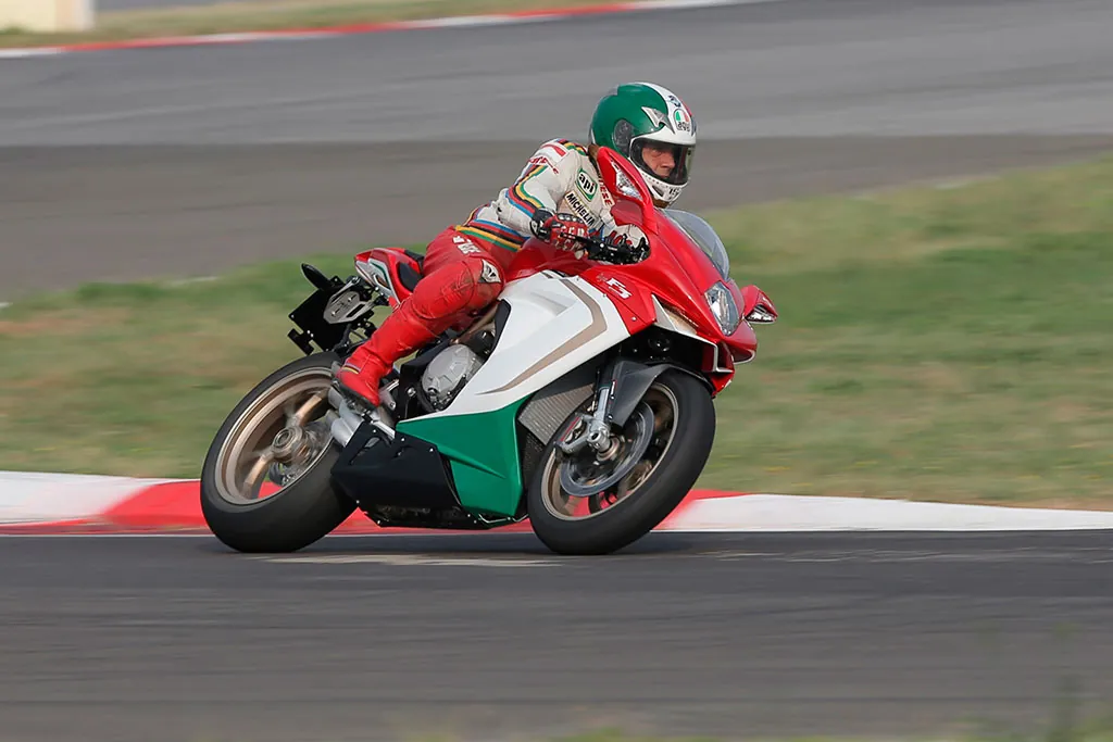 Mv Agusta F3 photo 8