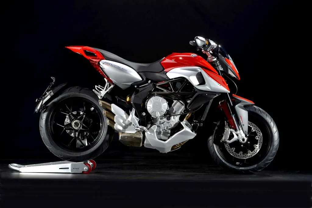 Mv Agusta Rivale 800 photo 2