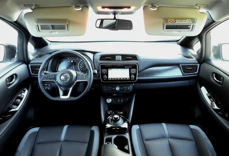 Nissan Leaf photo 10