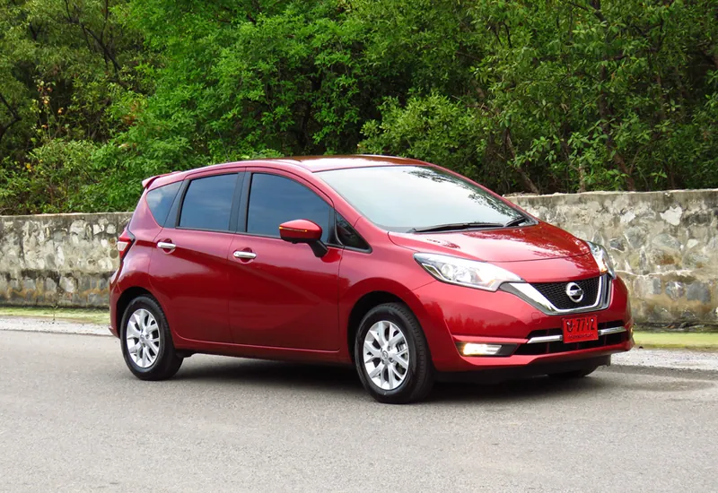 Nissan Note photo 8