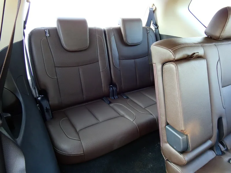 Nissan Terra photo 10