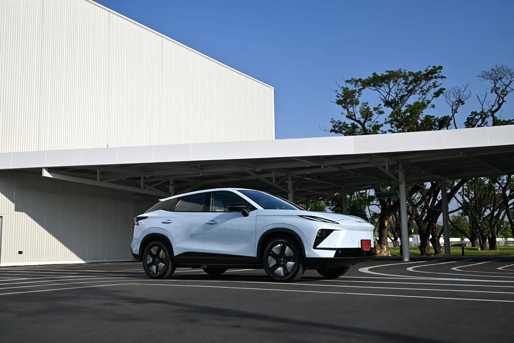 Omoda C5 photo 3