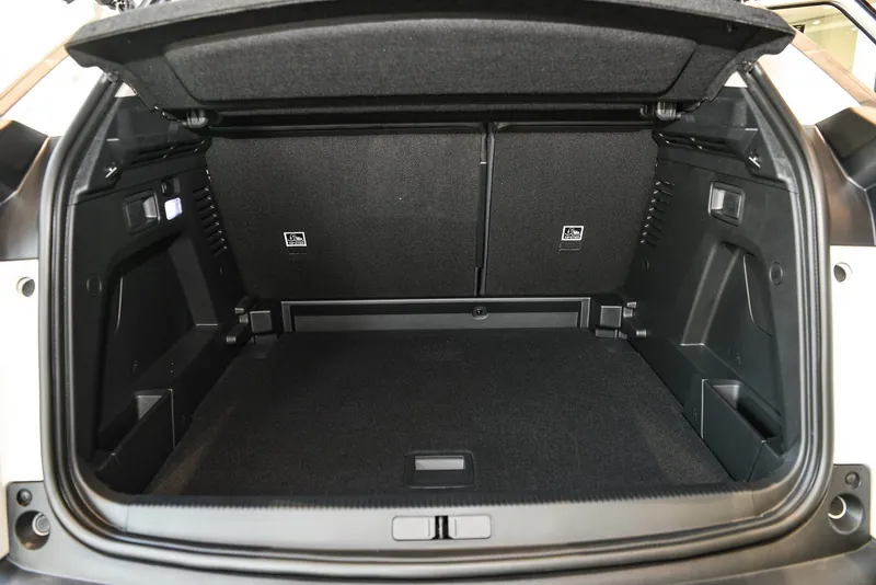Peugeot 3008 photo 9