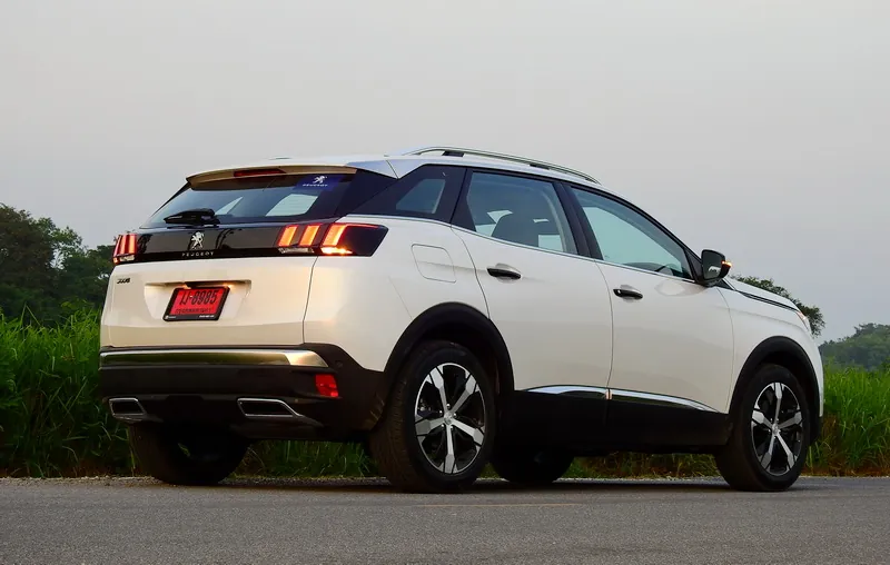 Peugeot 3008 photo 3