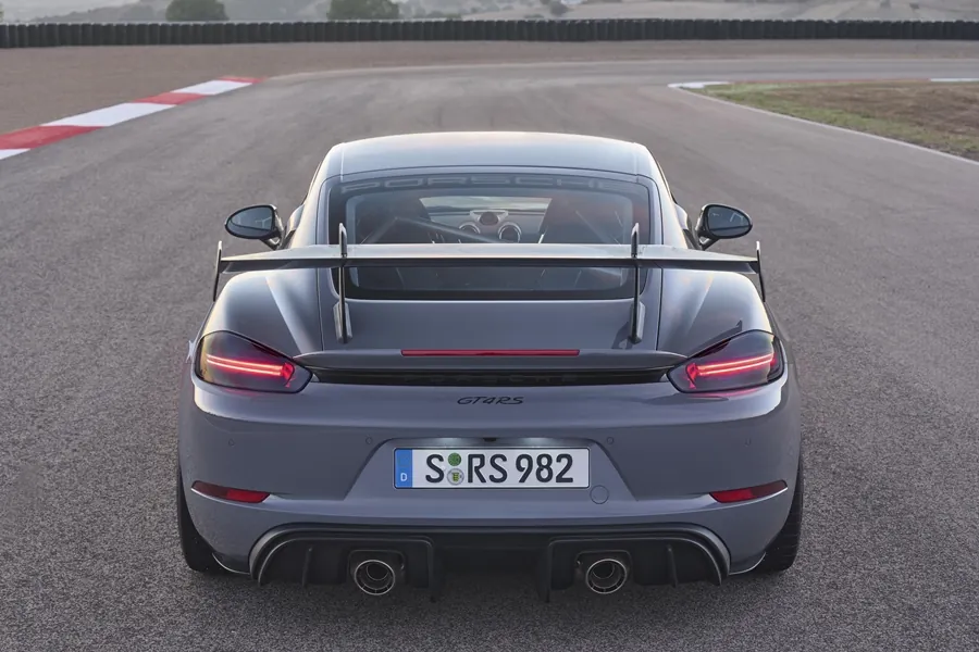Porsche 718 photo 4