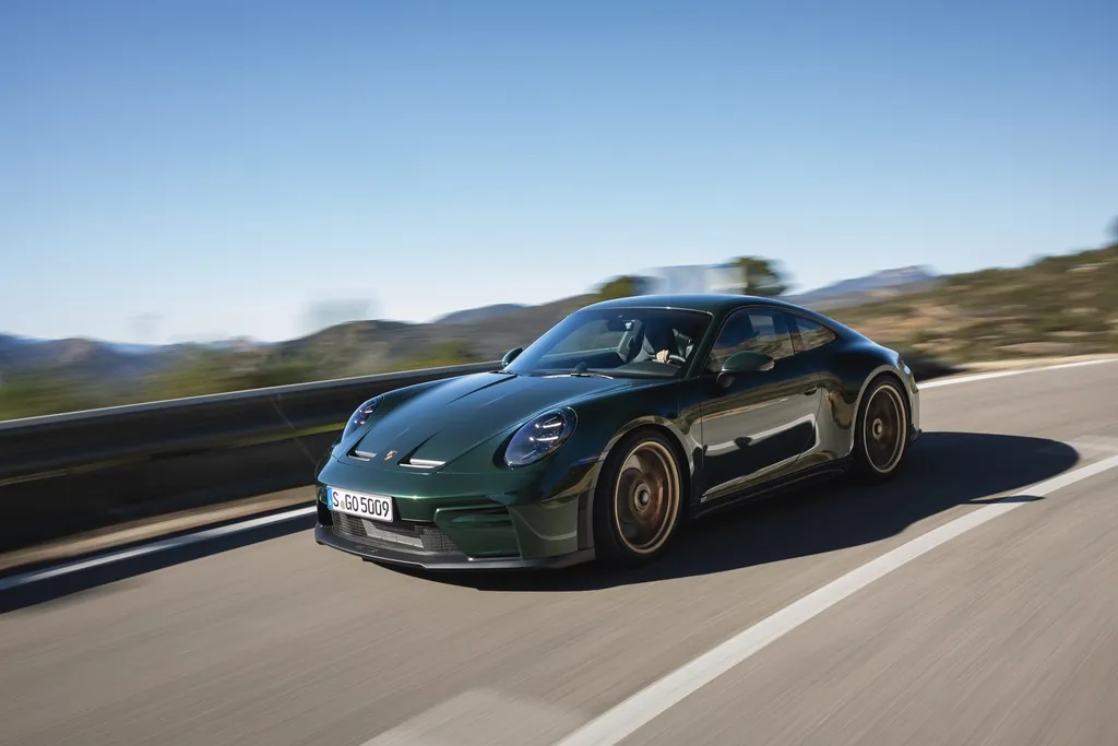 Porsche 911 photo 5