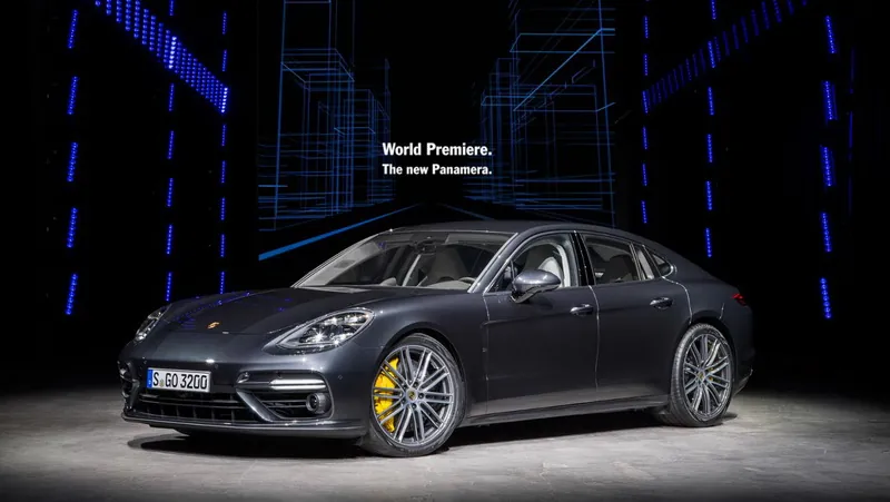 Porsche Panamera photo 10