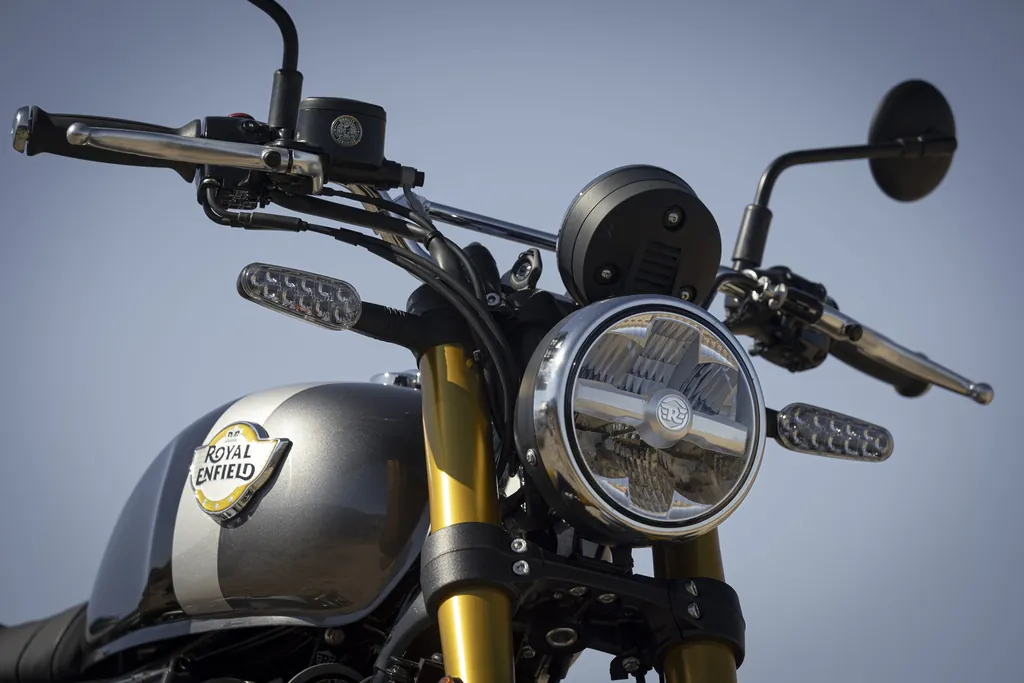 Royal Enfield Bear 650 photo 6