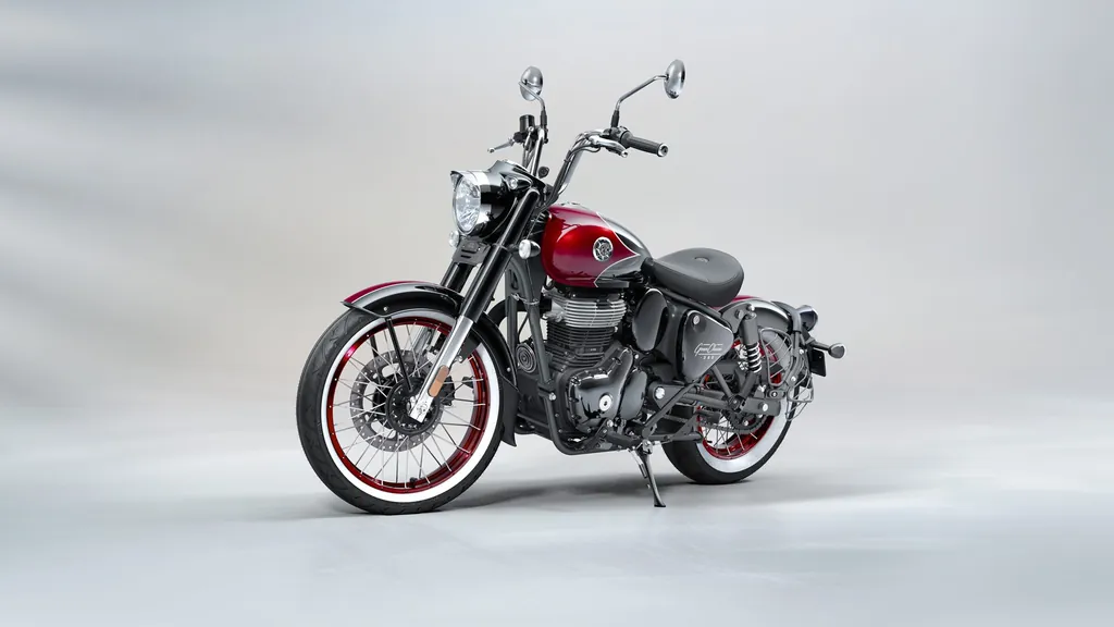 Royal Enfield Goan Classic photo 3