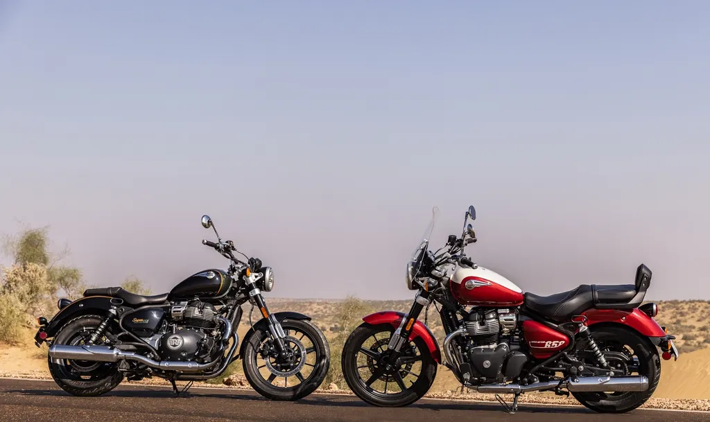 Royal Enfield Super Meteor photo 3