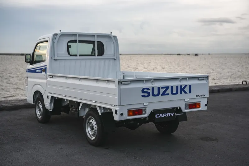 Suzuki Carry photo 9