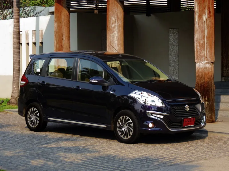 Suzuki Ertiga photo 4