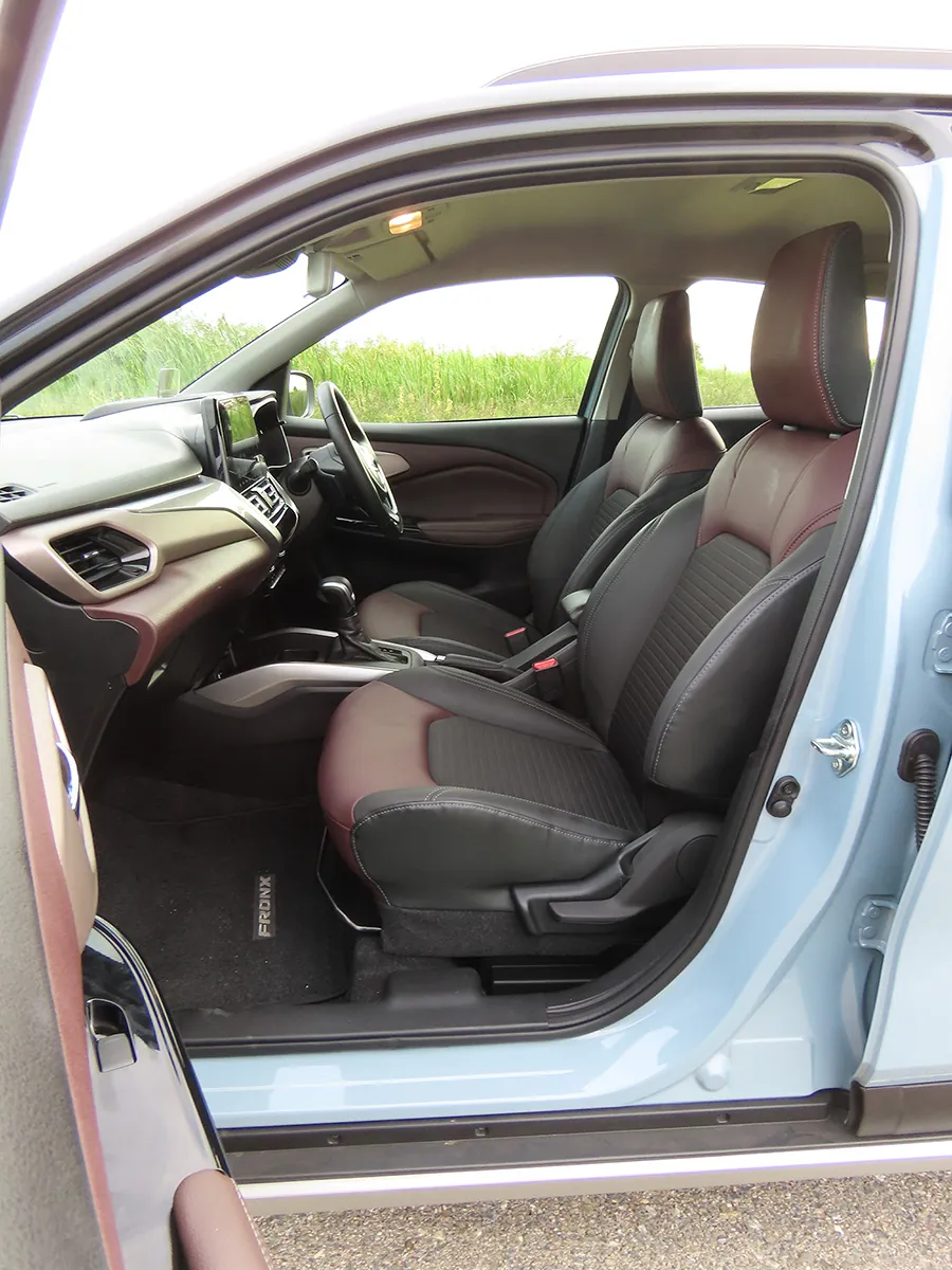 Suzuki Fronx photo 9