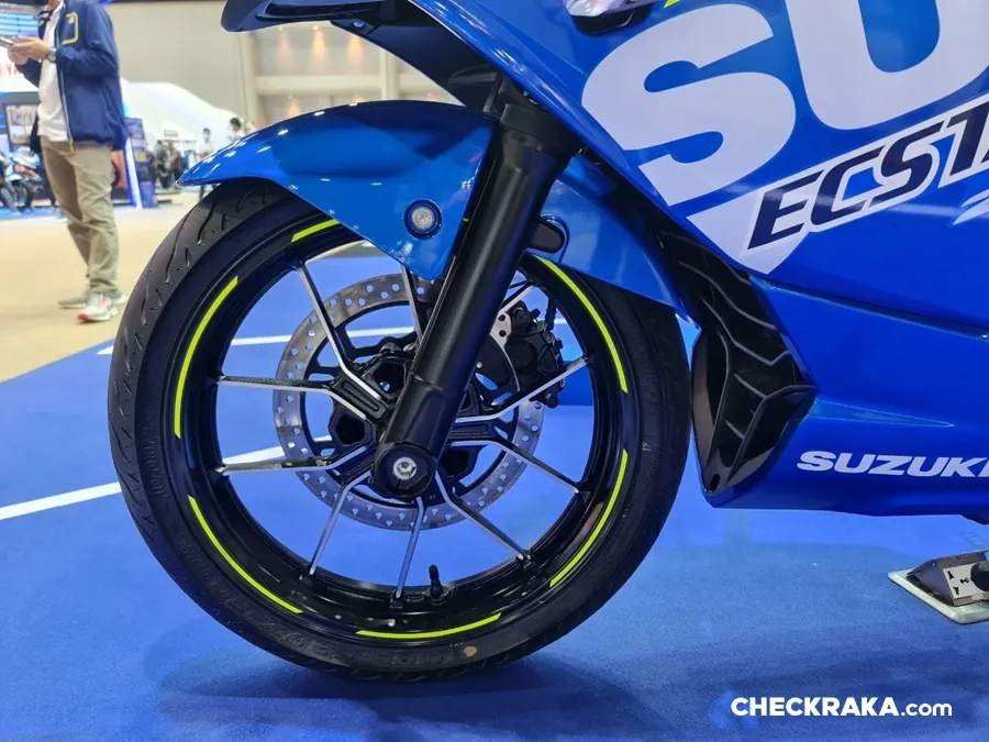 Suzuki Gixxer photo 7