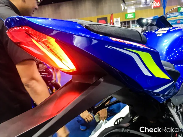 Suzuki Gsx R photo 8