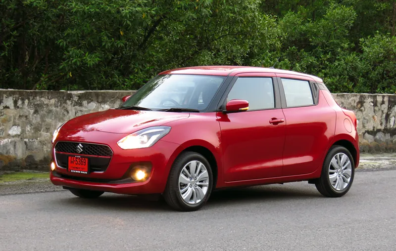 Suzuki Swift photo 4